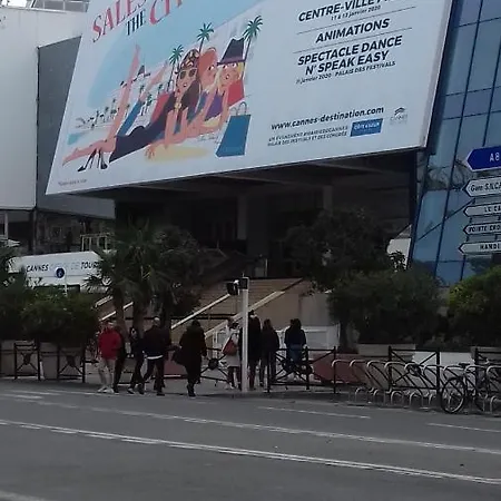 Lovely With Terrace Cannes