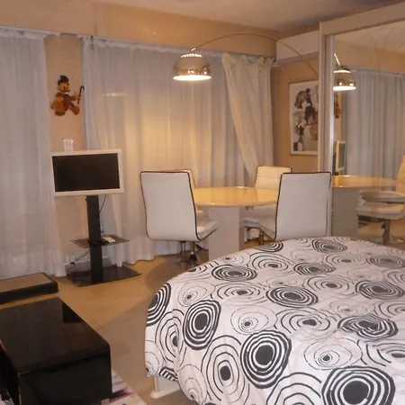 Lovely With Terrace Apartmán Cannes