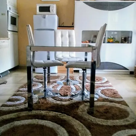 Apartmán Lovely With Terrace Cannes